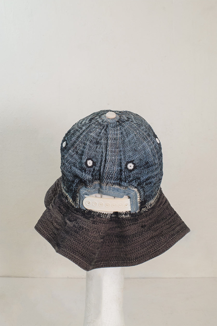 01-04 Trucker/Bucket Hat